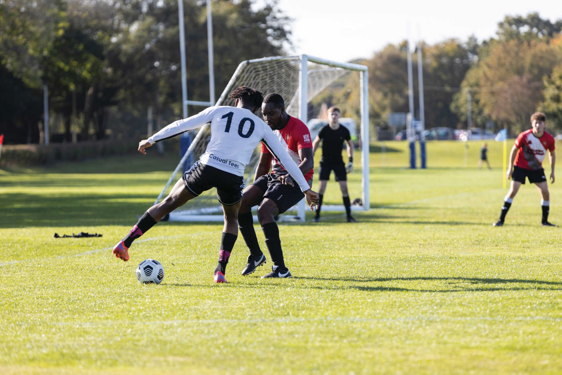 因伤离场近 因伤离场近